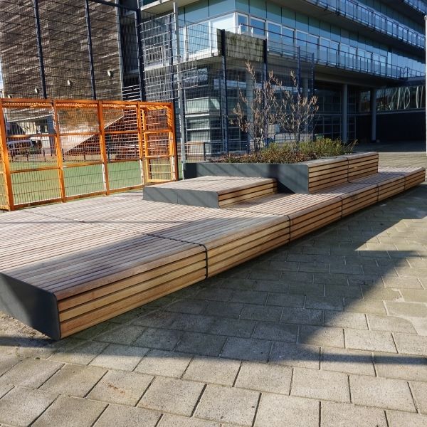 Neugestaltung Schulhof: Montessori Gymnasium Amsterdam